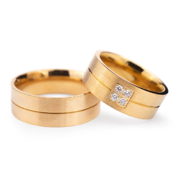 Golden wedding rings with diamonds "VMA 130"