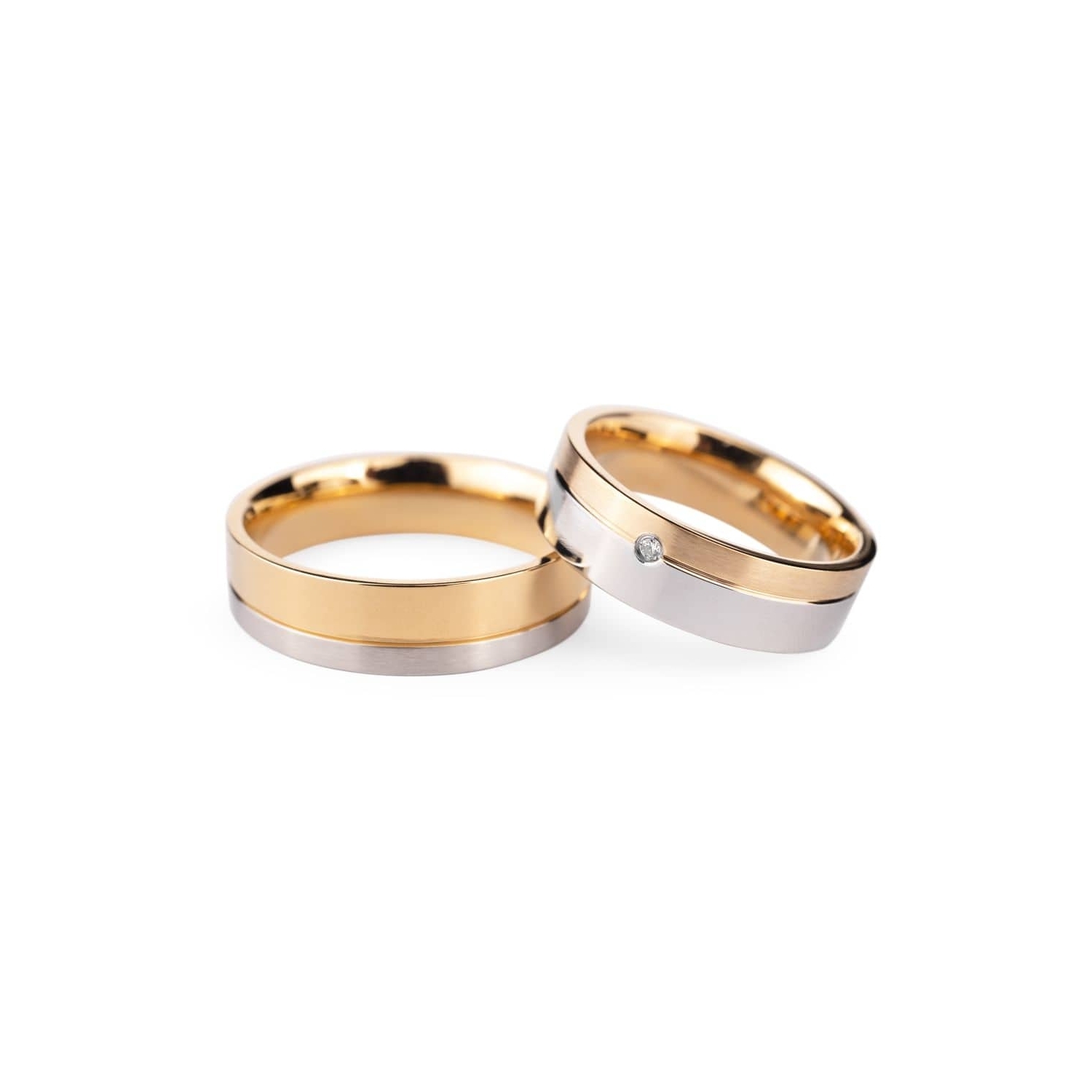 Auksinių žiedų pora su deimantais "VMA 135"
