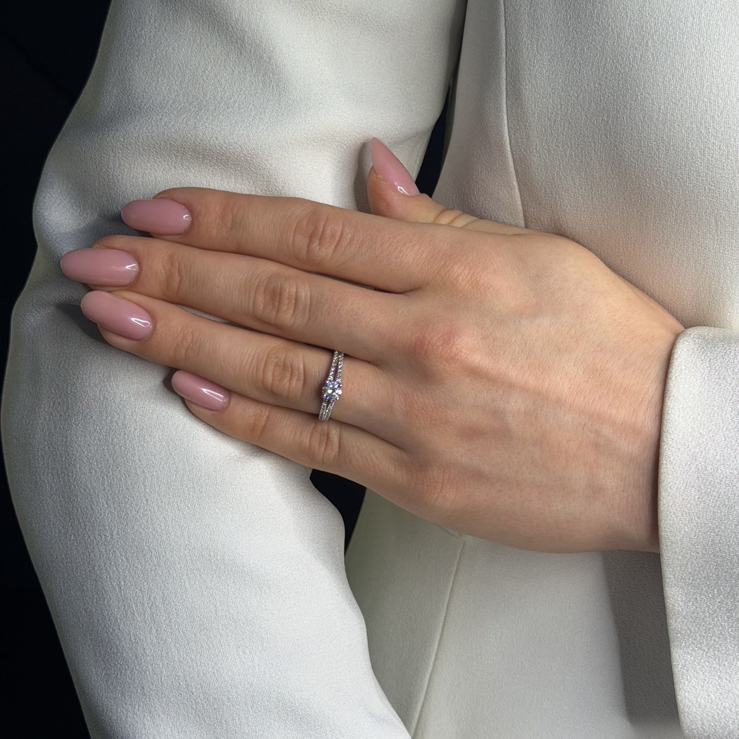 Engagment ring with brilliants "Grace 85"