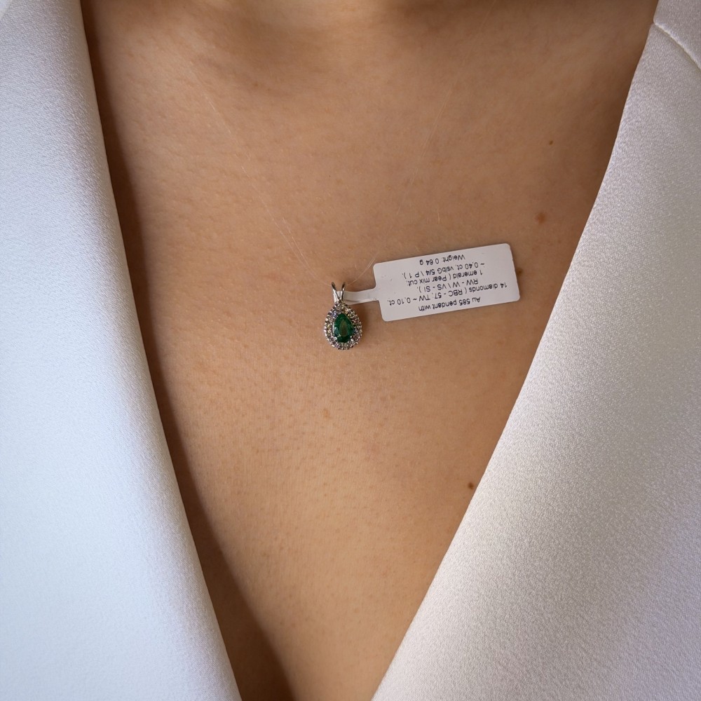 Gold pendant with gemstones "Emerald 112"