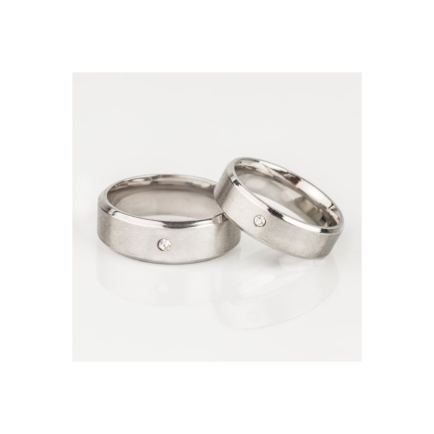 Golden wedding rings with diamonds "VMA 117"