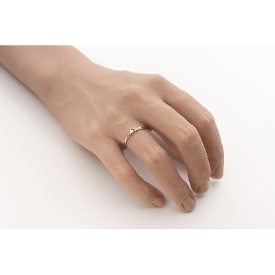 Gold ring with brilliant diamond "Subtle 34"